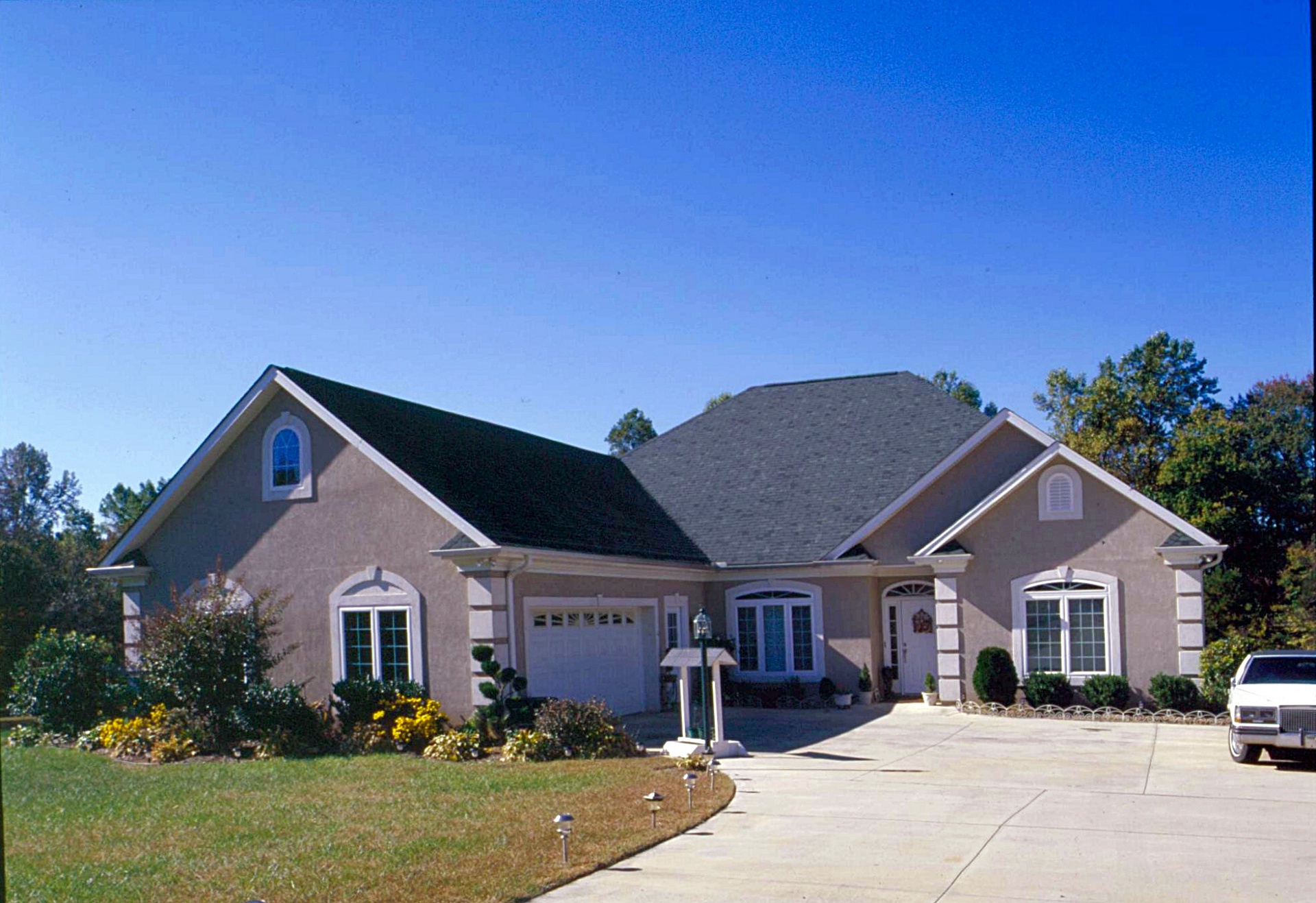 Exterior Finished Homes03 Superior Walls